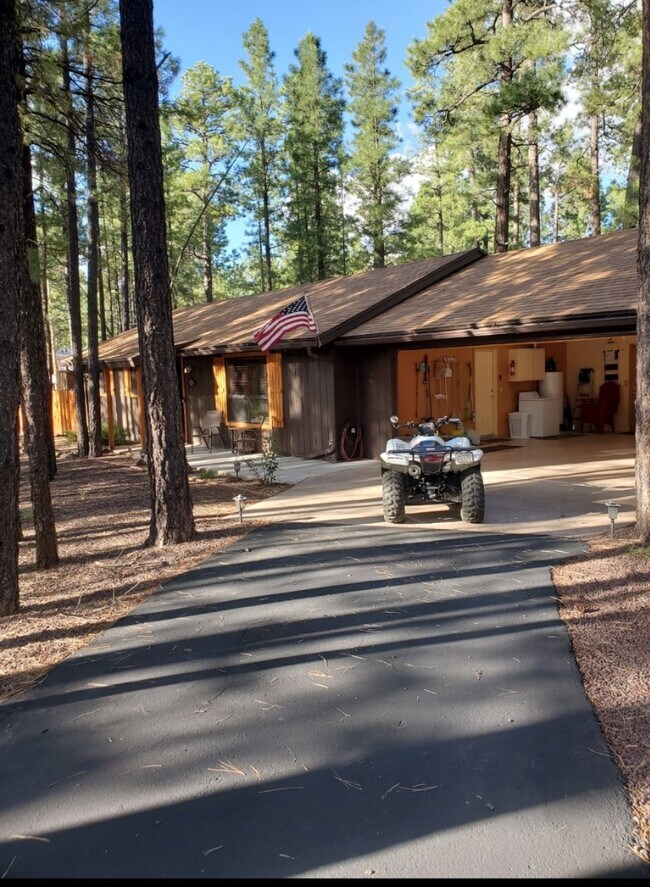 Building Photo - 7144 Moon Creek Cir