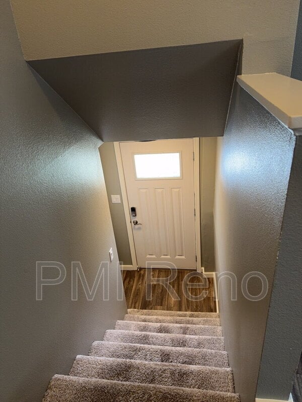 Building Photo - 1405 Terrace Dr