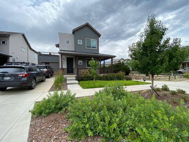 Primary Photo - Gorgeous 4B/3.5B North Boulder - Available...