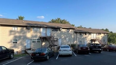 Building Photo - 210 Hendricks Blvd