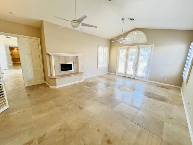 Building Photo - 10 Oaks Guard gated community