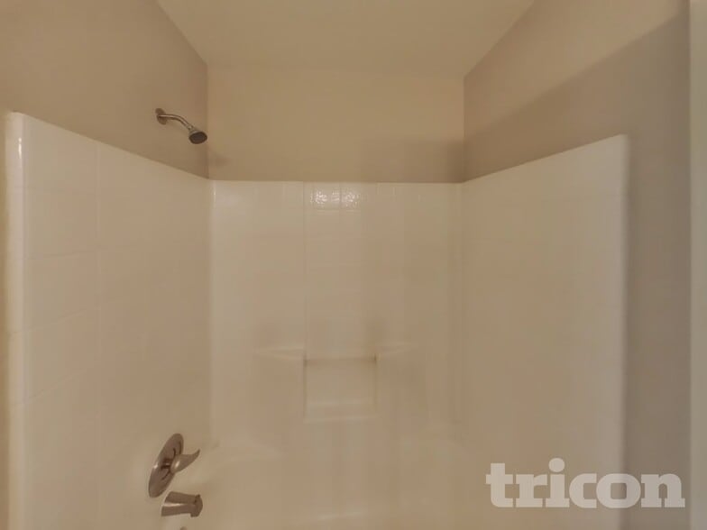 Building Photo - 8401 Manchester Dr