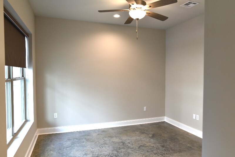 Building Photo - 215 Canvasback Dr
