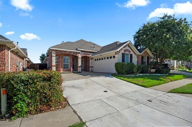 Building Photo - 8108 Twin Oaks Dr