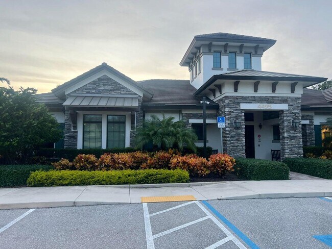 Building Photo - 4582 San Fratello Cir