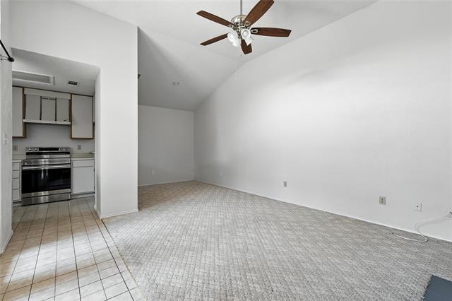 Building Photo - 640 Bellaire Dr