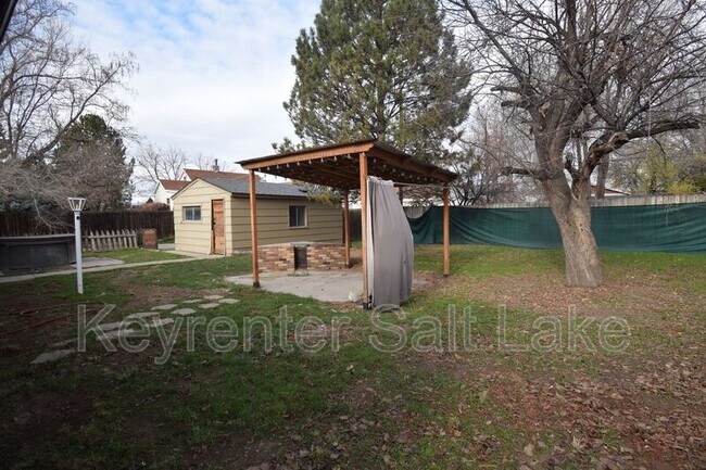 Building Photo - 616 Beynon Ct