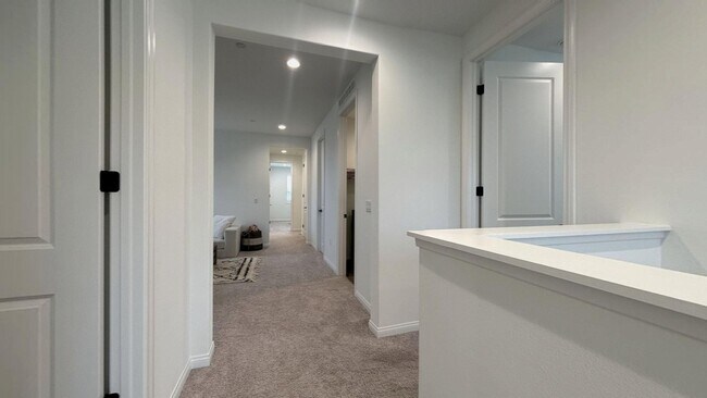 Building Photo - HUGE PRICE REDUCTION!! Gorgeous 6 Bedroom ...