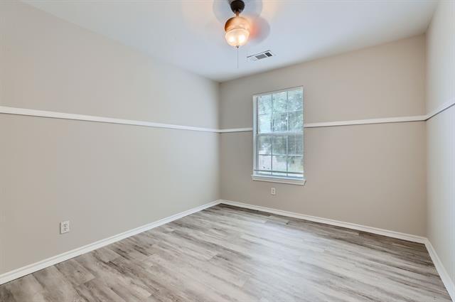 Building Photo - 1406 Buckingham Dr