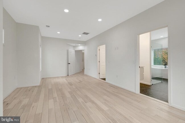 Building Photo - 1108 Bellview Rd