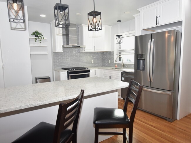 Building Photo - 5153 W 64th Pl