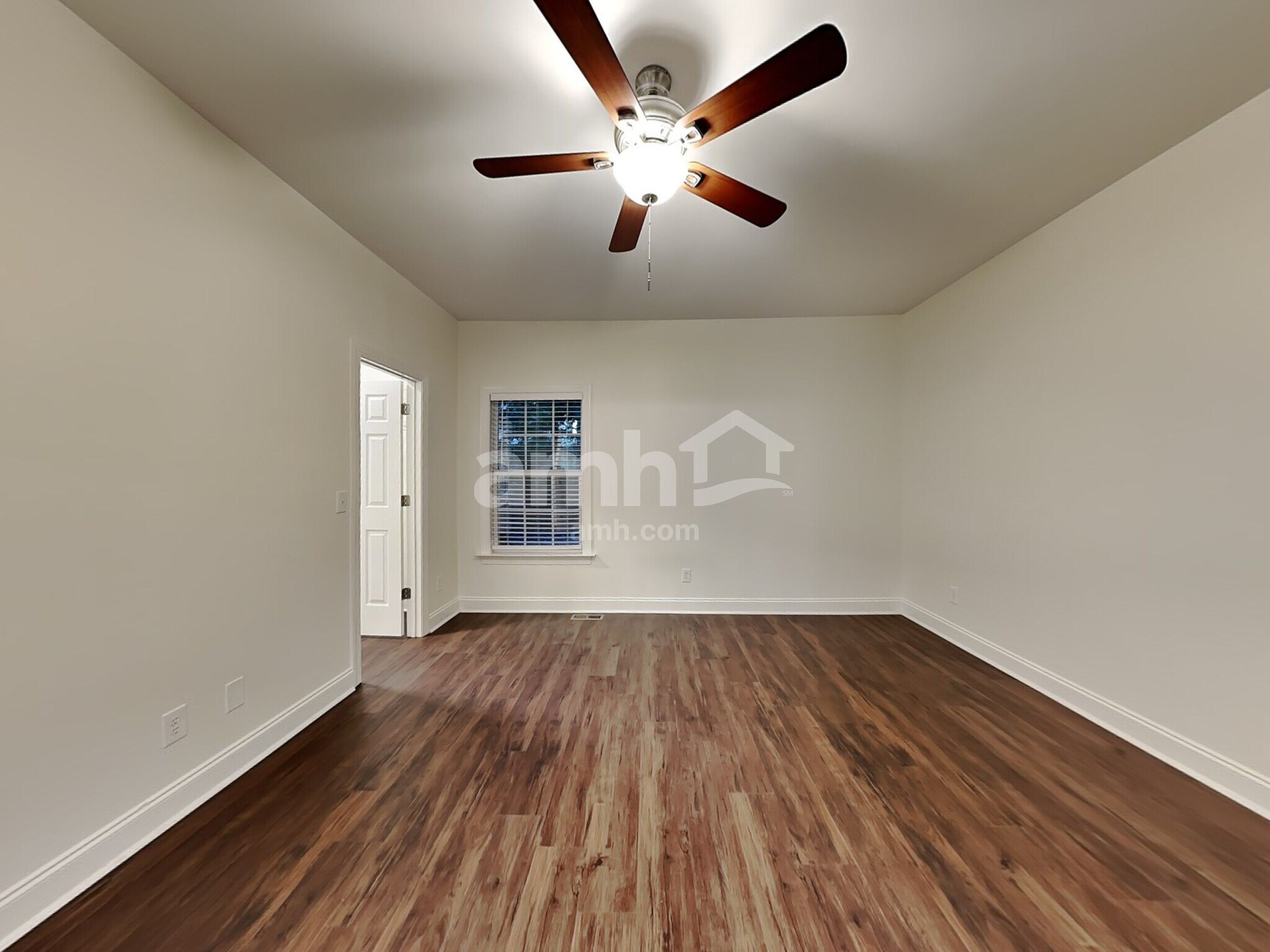 Building Photo - 12 Bittercrest Ct