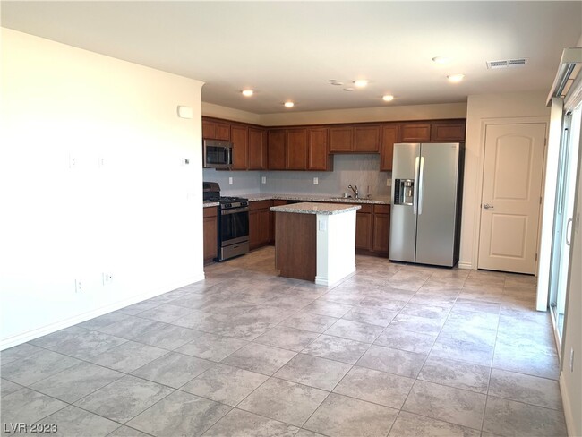 Building Photo - 264 Quail Finch Dr