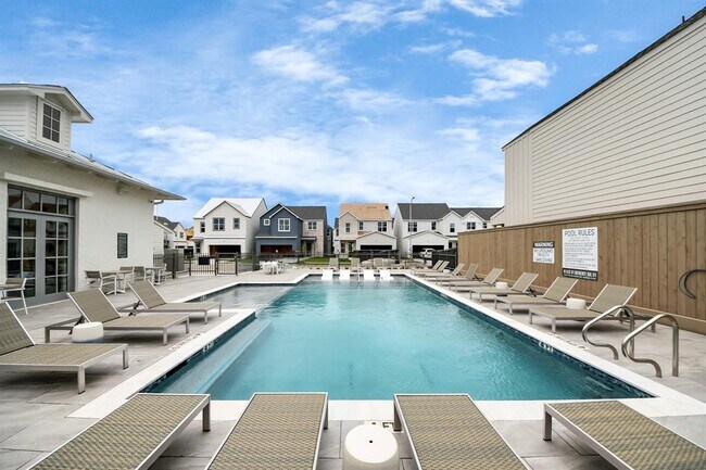 Building Photo - 22011 Ferguson Mdw Ln
