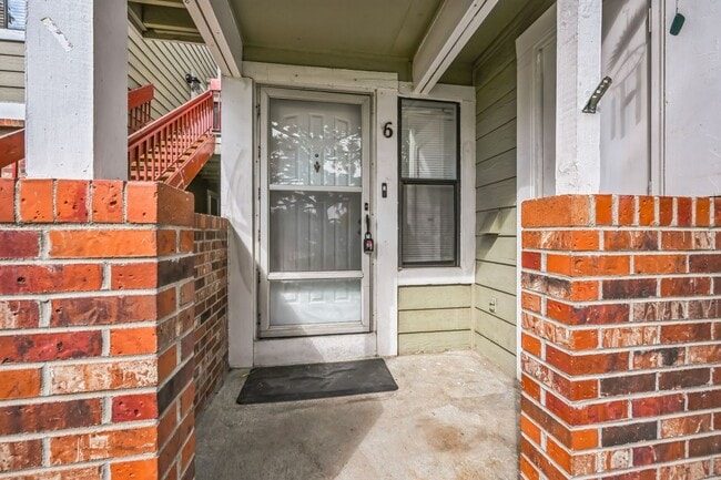 Building Photo - 982 S Dearborn Way