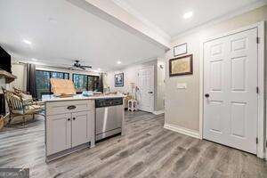 Building Photo - 2501 Fairway Oaks