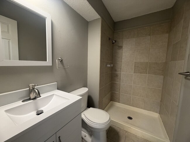 Building Photo - 14033 Dornoch St