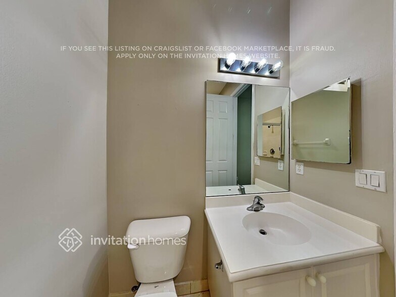 Building Photo - 1558 Grande Cull Way