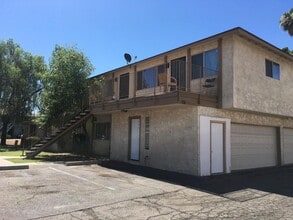 Building Photo - 3315 W Loma Ln