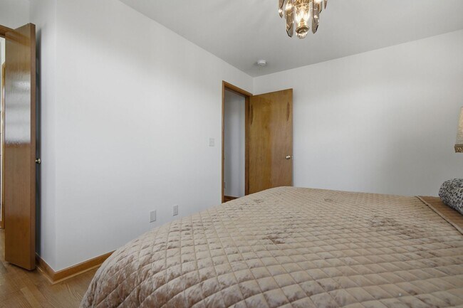 Building Photo - 5028 Danby Dr