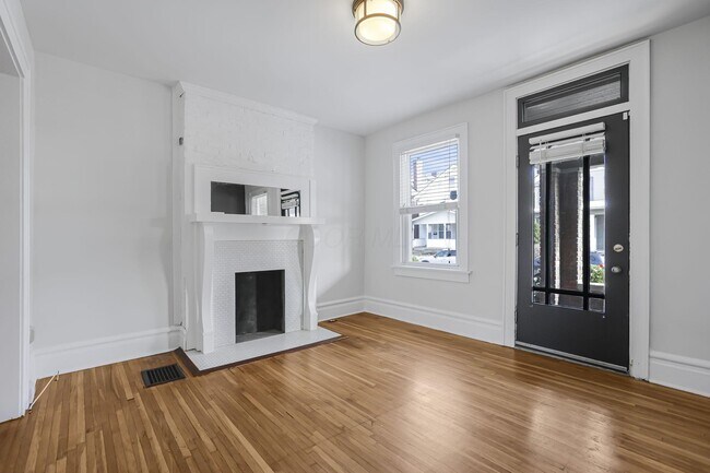 Building Photo - 1543 S 4th St