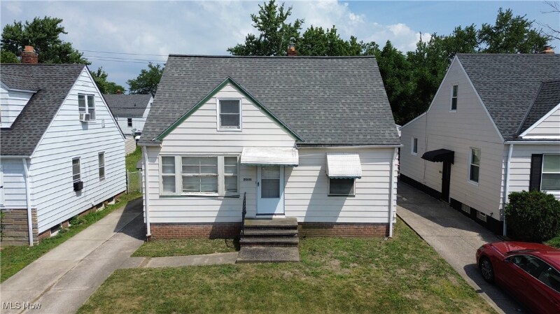Primary Photo - 20801 Franklin Rd