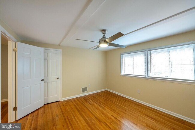 Building Photo - 5035 Timberwood Trail