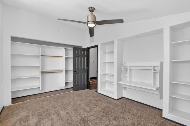 Building Photo - 6932 E Pearl St