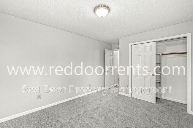Building Photo - 10051 Long Meadow Dr