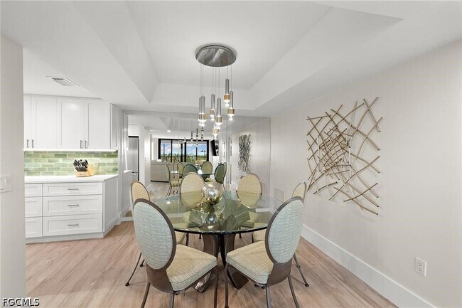 Building Photo - 5601 Turtle Bay Dr