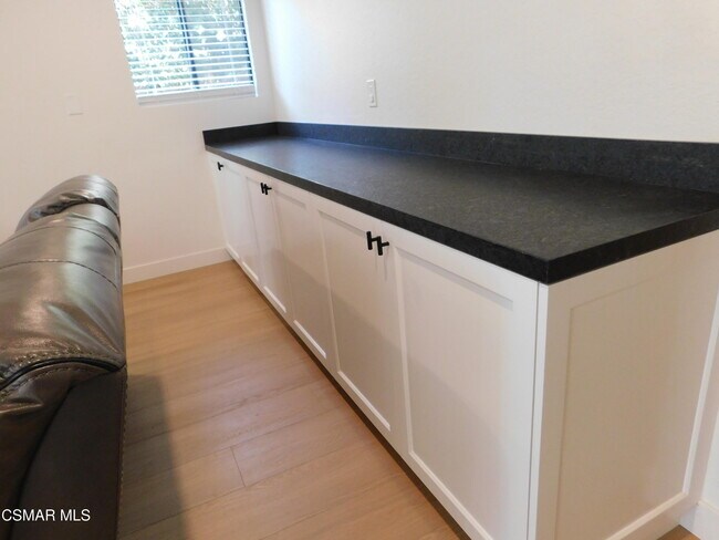 Building Photo - 30024 Quail Run Dr