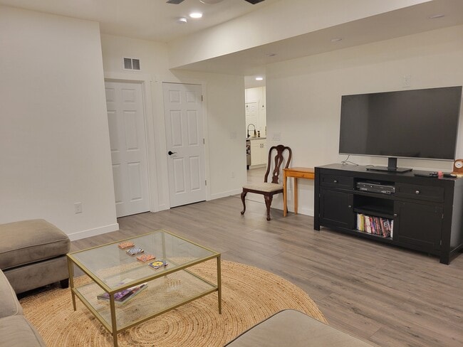 Building Photo - 2814 Biplane St