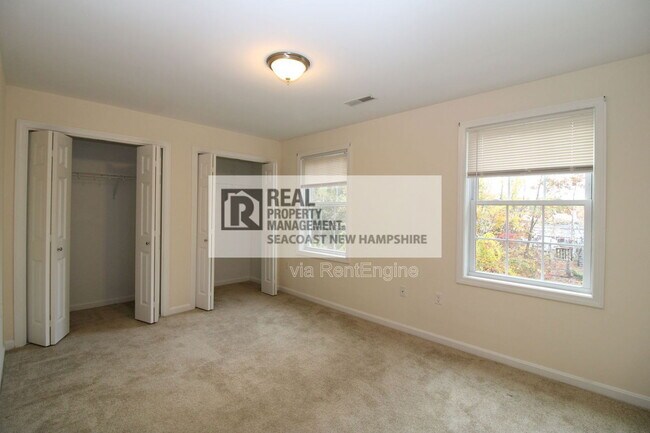 Building Photo - 4 Waverly Dr