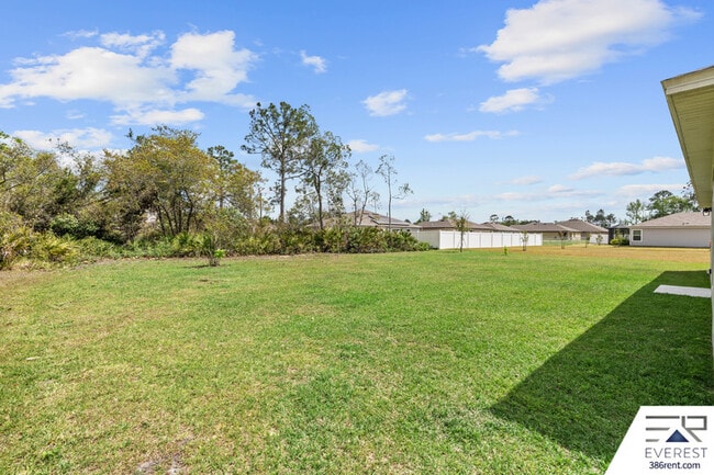 Building Photo - 23 Rocking Horse Dr