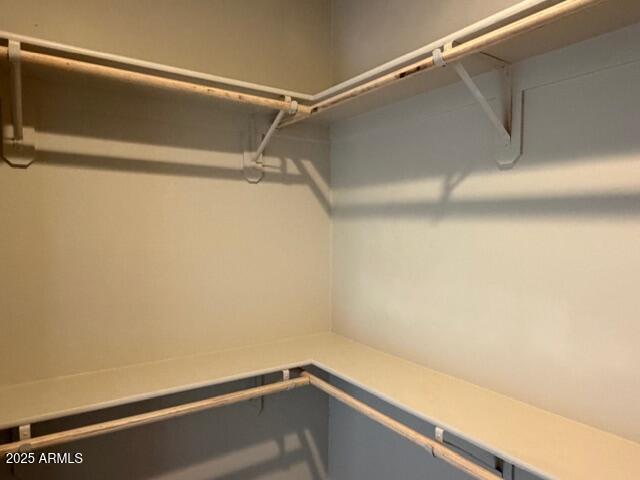 Building Photo - 408 E Birch St