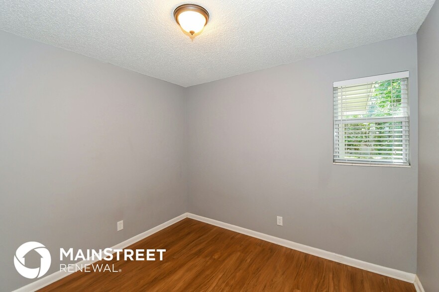 Building Photo - 868 Filmore Ln