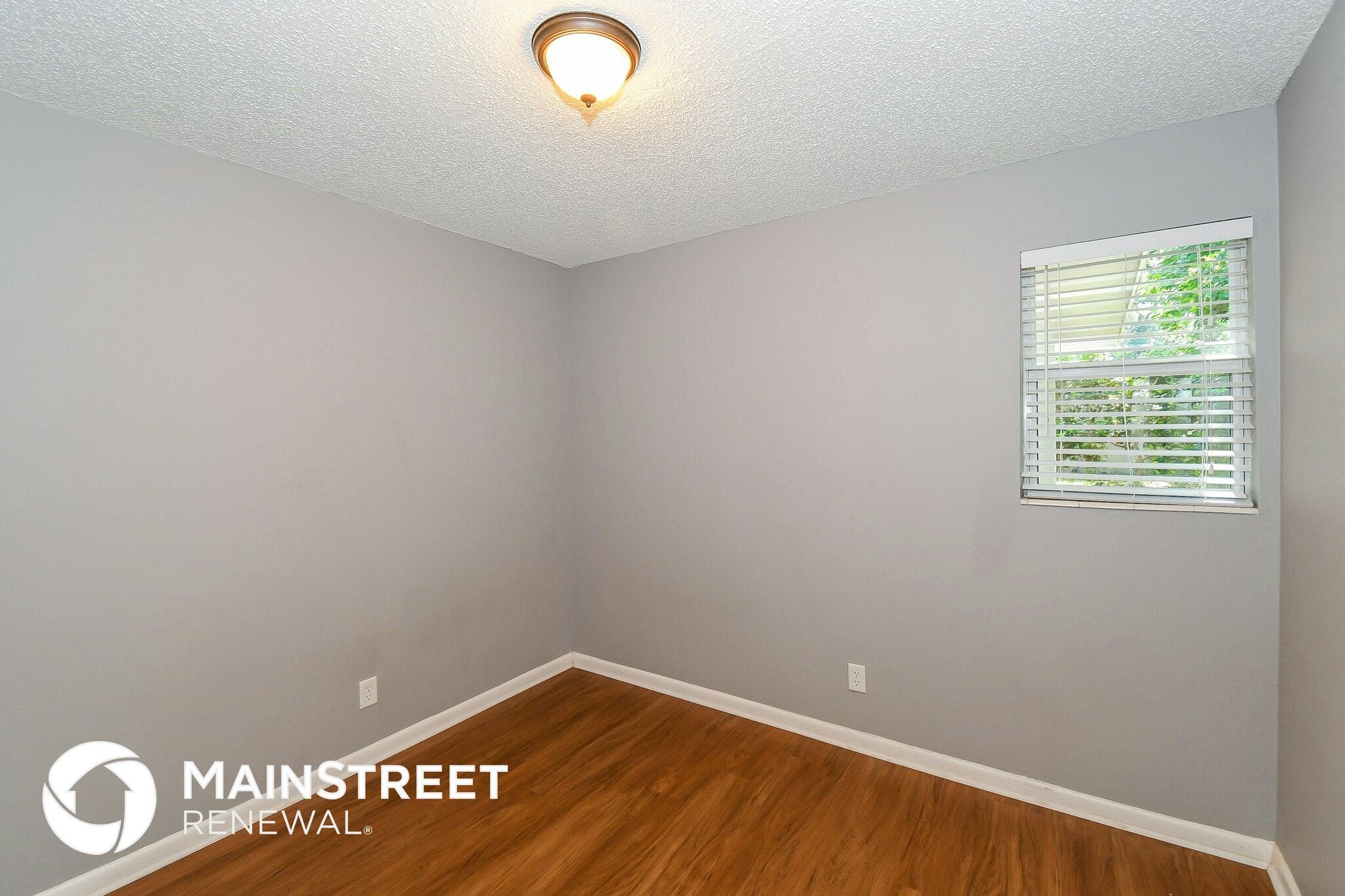 Building Photo - 868 Filmore Ln