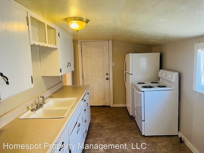 Building Photo - 2 br, 1 bath House - 213 N 5th St