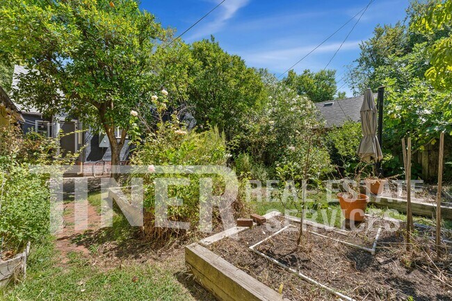 Building Photo - 516 San Miguel Way