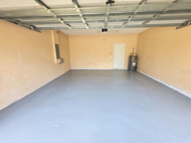 Building Photo - 810 Terranova Rd