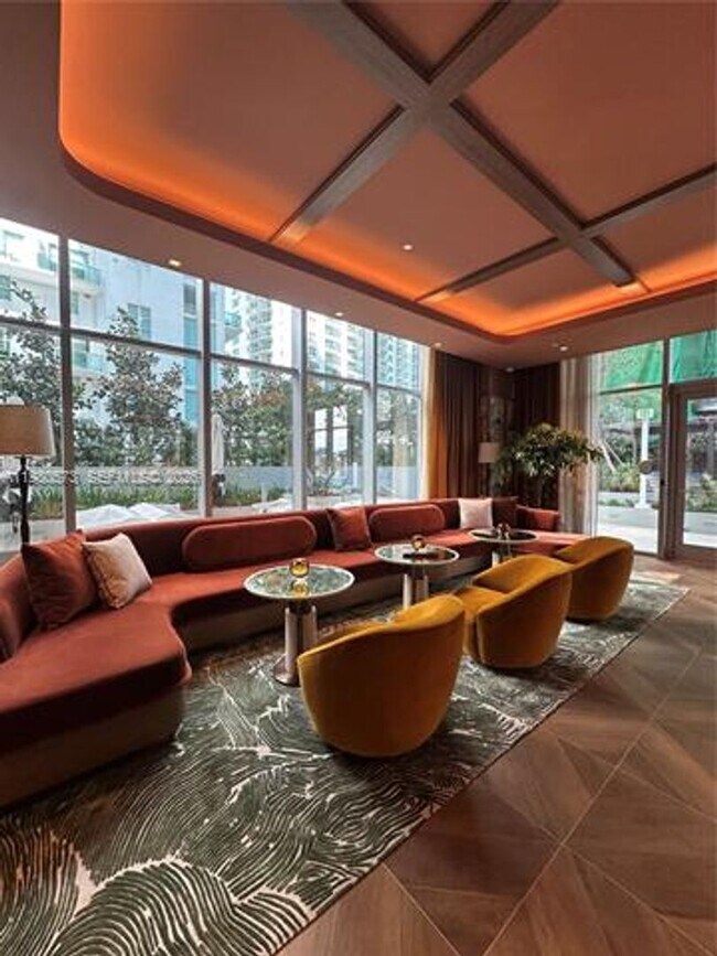 Building Photo - 77 SE 5th St