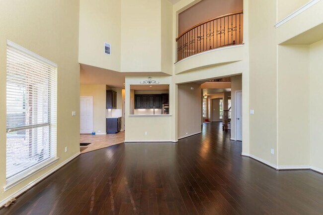 Building Photo - 604 Riley Trl