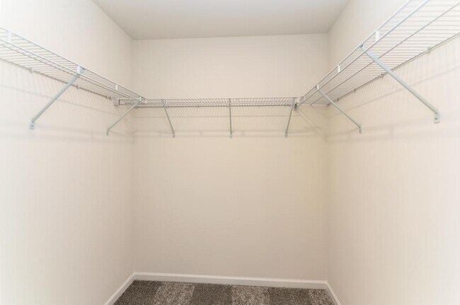 Building Photo - 15303 S Sawgrass Cir
