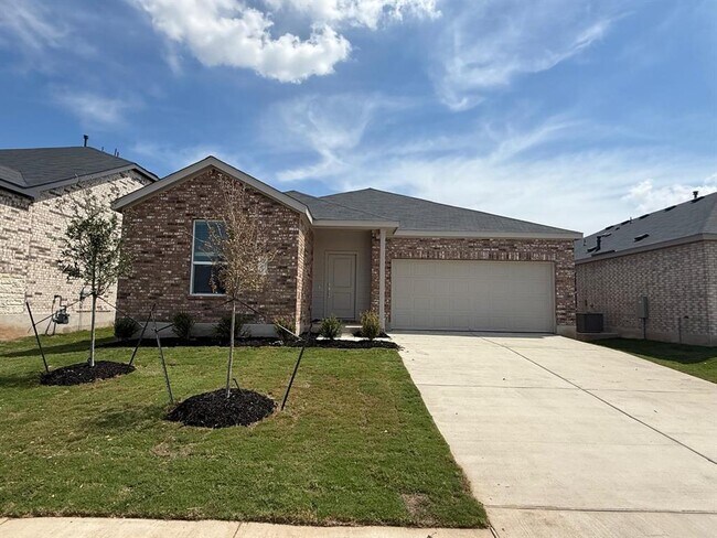 Building Photo - 261 Seven Seas Dr