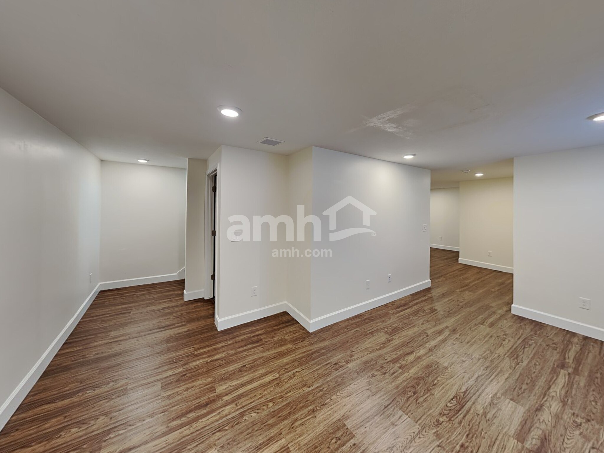 Building Photo - 2286 E Wild Horse Way
