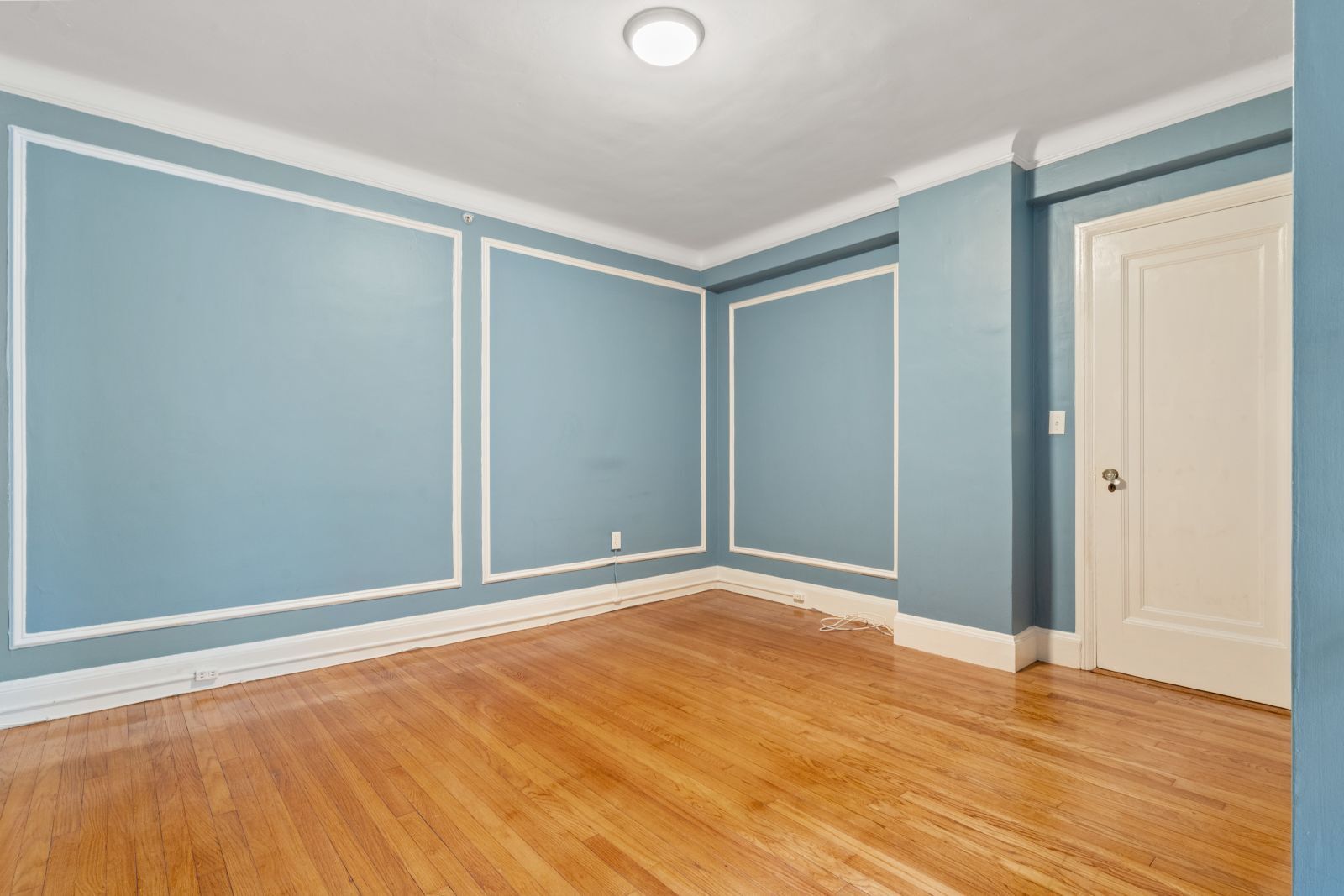 Building Photo - 1450 Beacon St