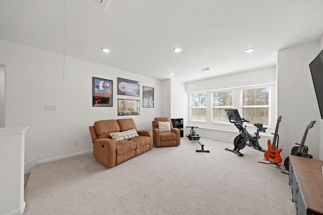 Building Photo - 9405 Vis Fls Trce