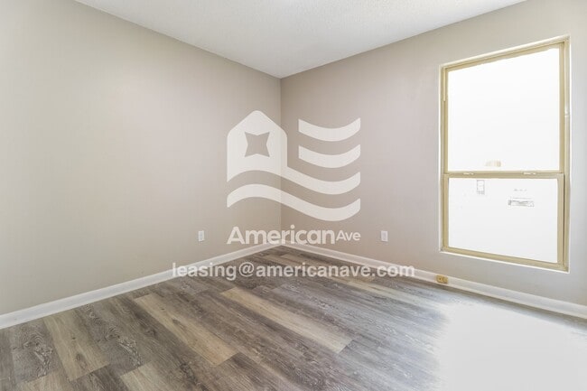 Building Photo - 7623 Claybrook Rd