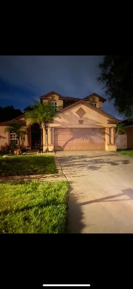 Building Photo - 12828 Kings Lake Dr