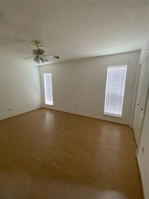 Building Photo - 12710 Shady Knoll Ln